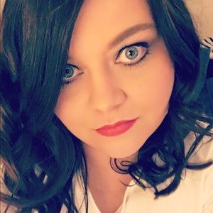 Meet your Posher, Bobbie